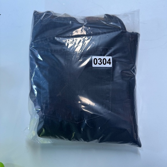 Levis Jeans Womens 10 Black 515 Bootcut Mid Rise Stretch - Picture 13 of 13